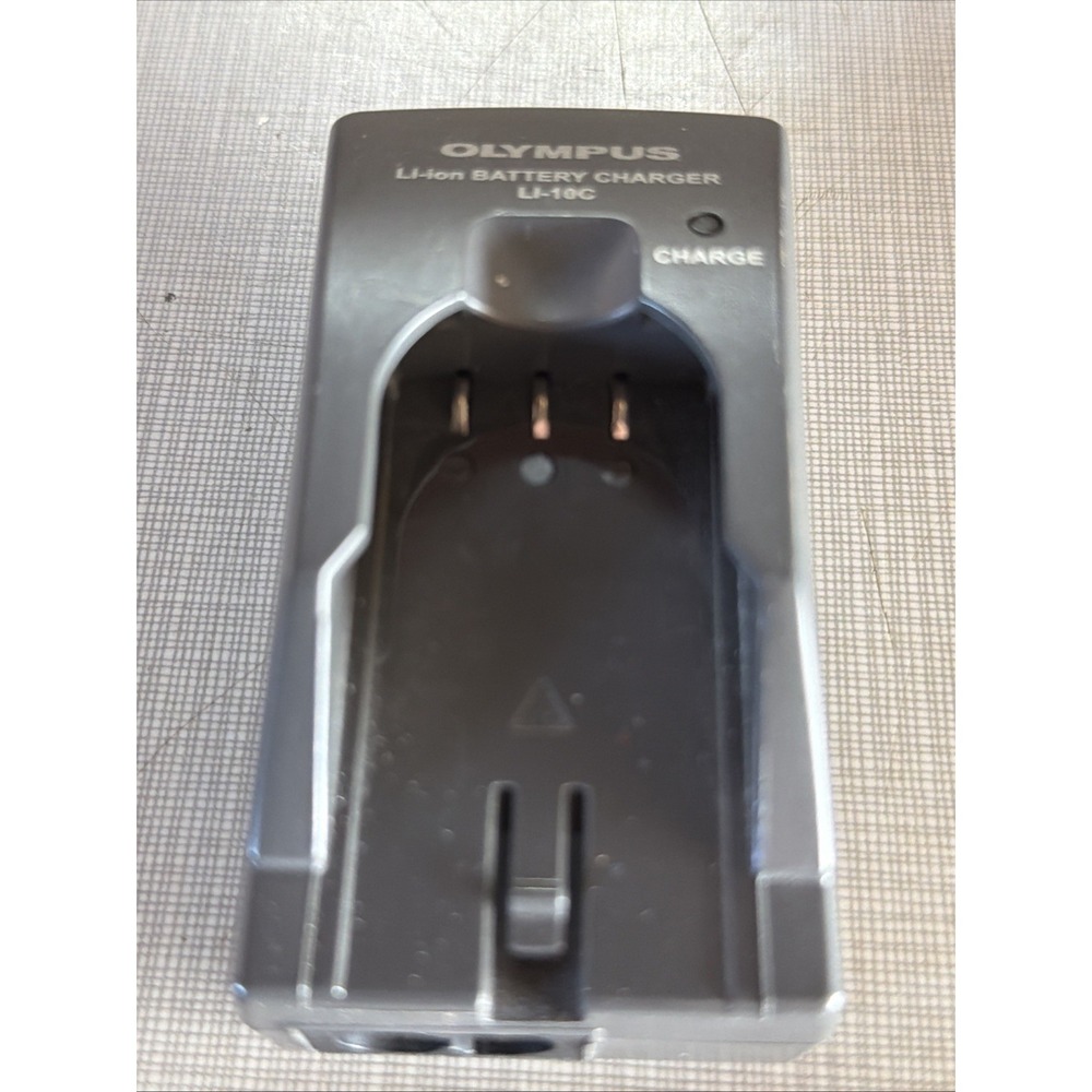 Olympus Li-ion Battery Charger LI-10C Official OEM Genuine Tested Works No Cable
